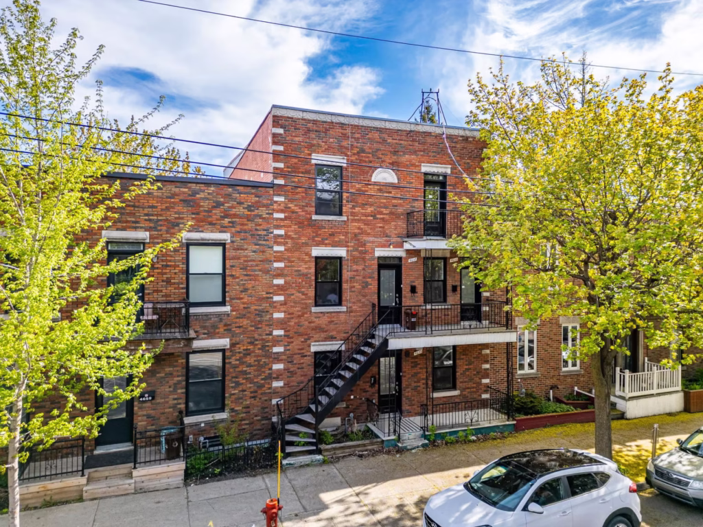 commercial property management services Montreal